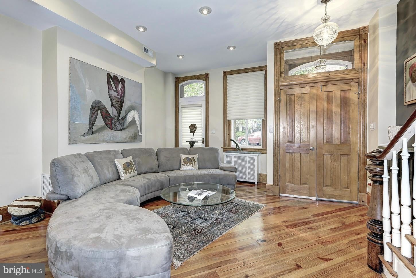 2712 P NW – photo 4