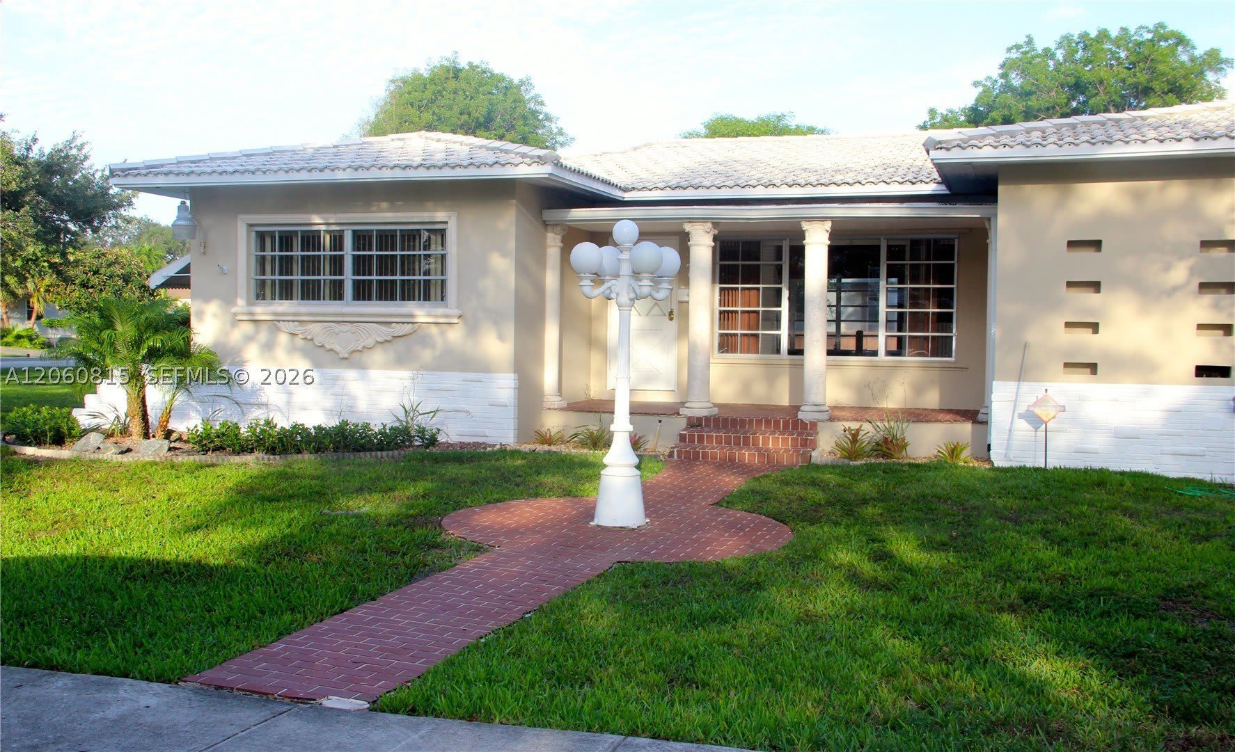 70 Hammond Dr – photo 1