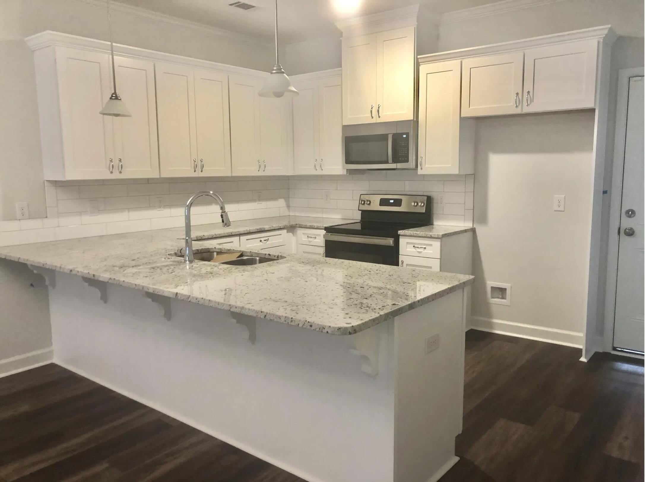 3020 Stanhope Drive – photo 4