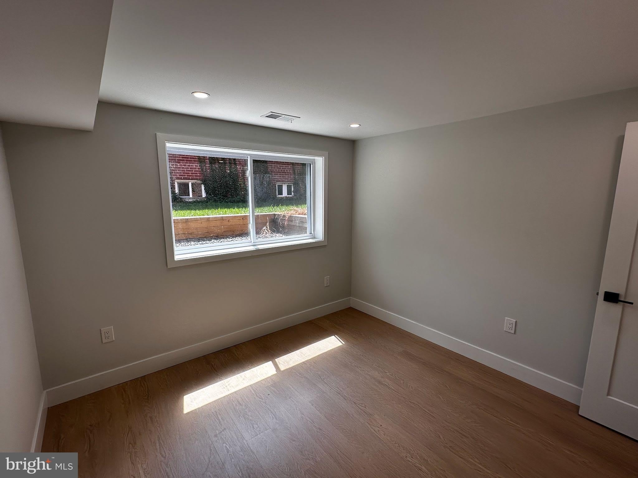 7506 Wellesley Drive – photo 5