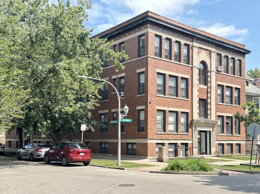 6255 Lakewood – photo 1