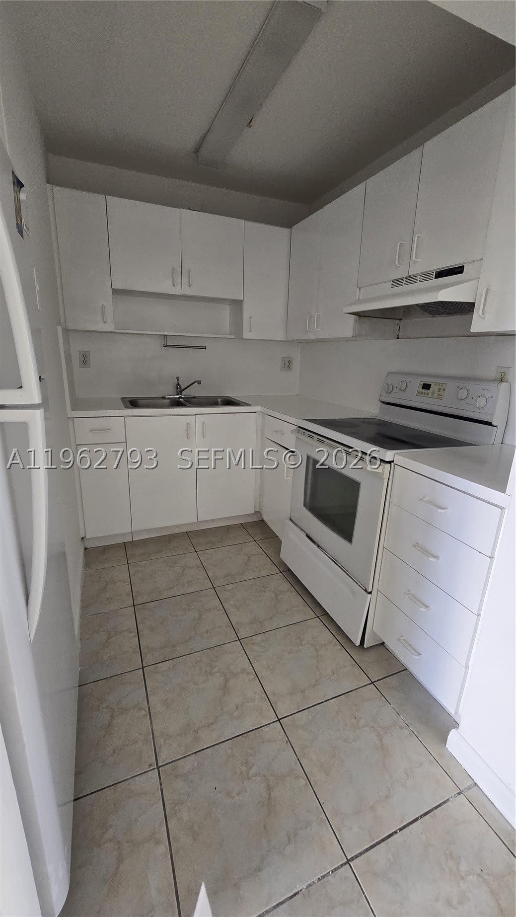 8320 NW 8th St – photo 5