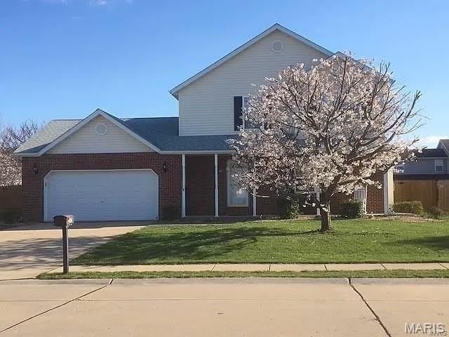 347 Logan Drive – photo 2