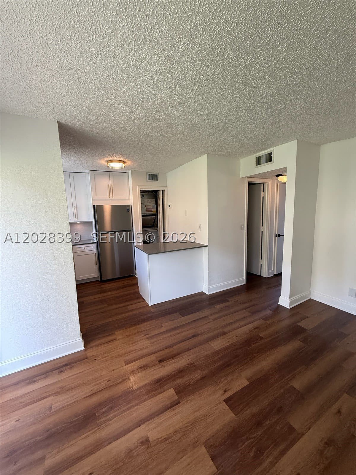 5168 NE 6th Ave – photo 5