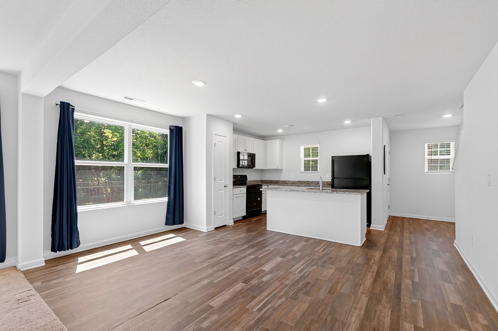 3BR Cul-de-Sac Townhome in Franklinton! – photo 5