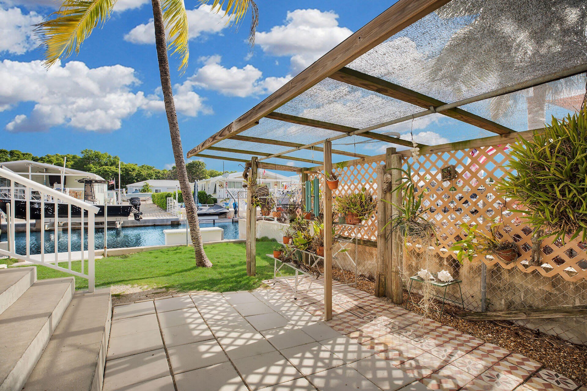 314 Loeb Avenue – photo 3