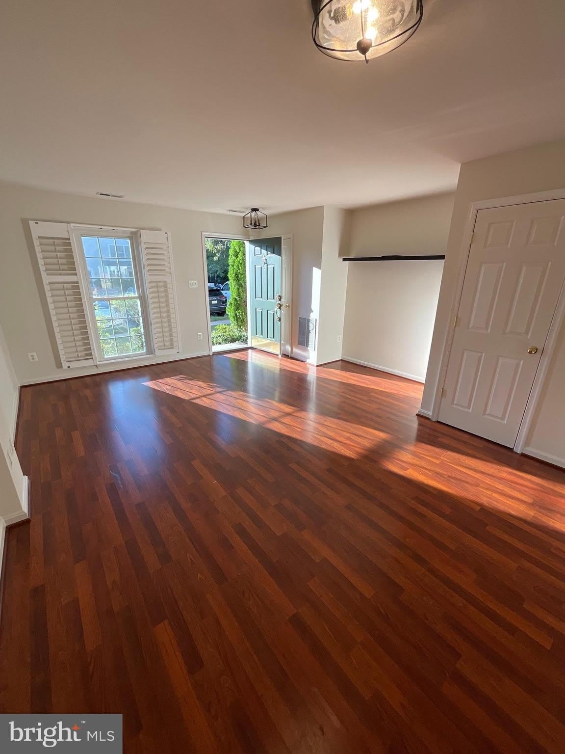 42793 PILGRIM Square – photo 3