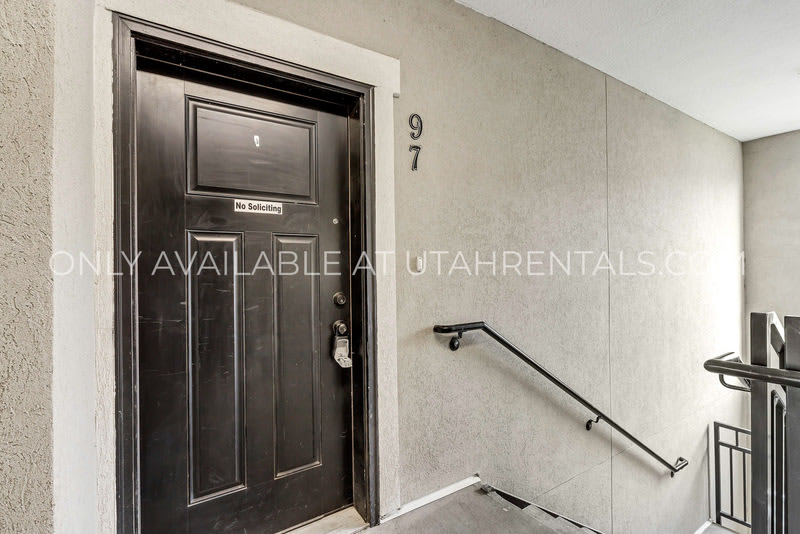 97 W Silver Springs Dr – photo 3