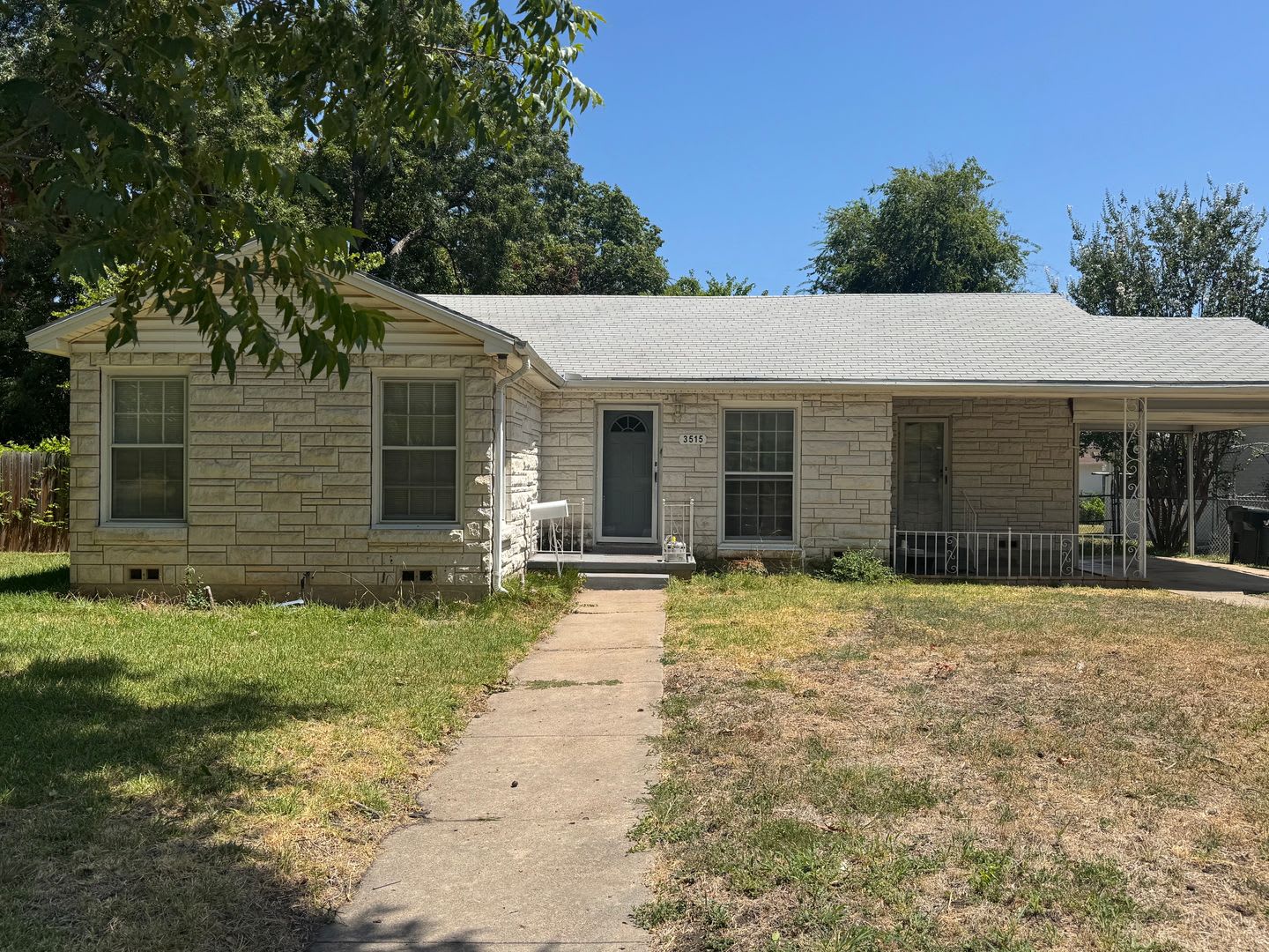 3515 E Brookview – photo 2