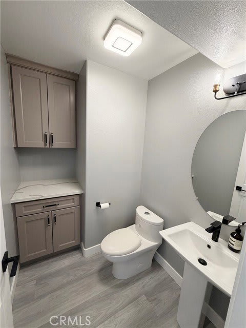 1124 Mayflower Avenue – photo 4