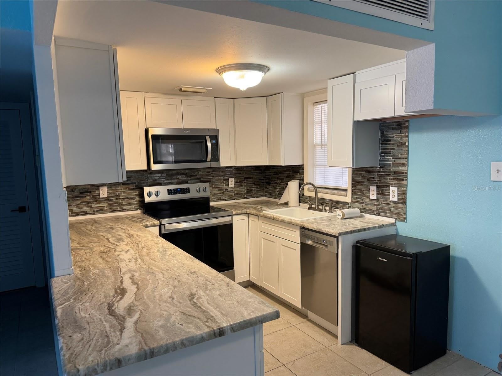 4515` MARINE Parkway – photo 3
