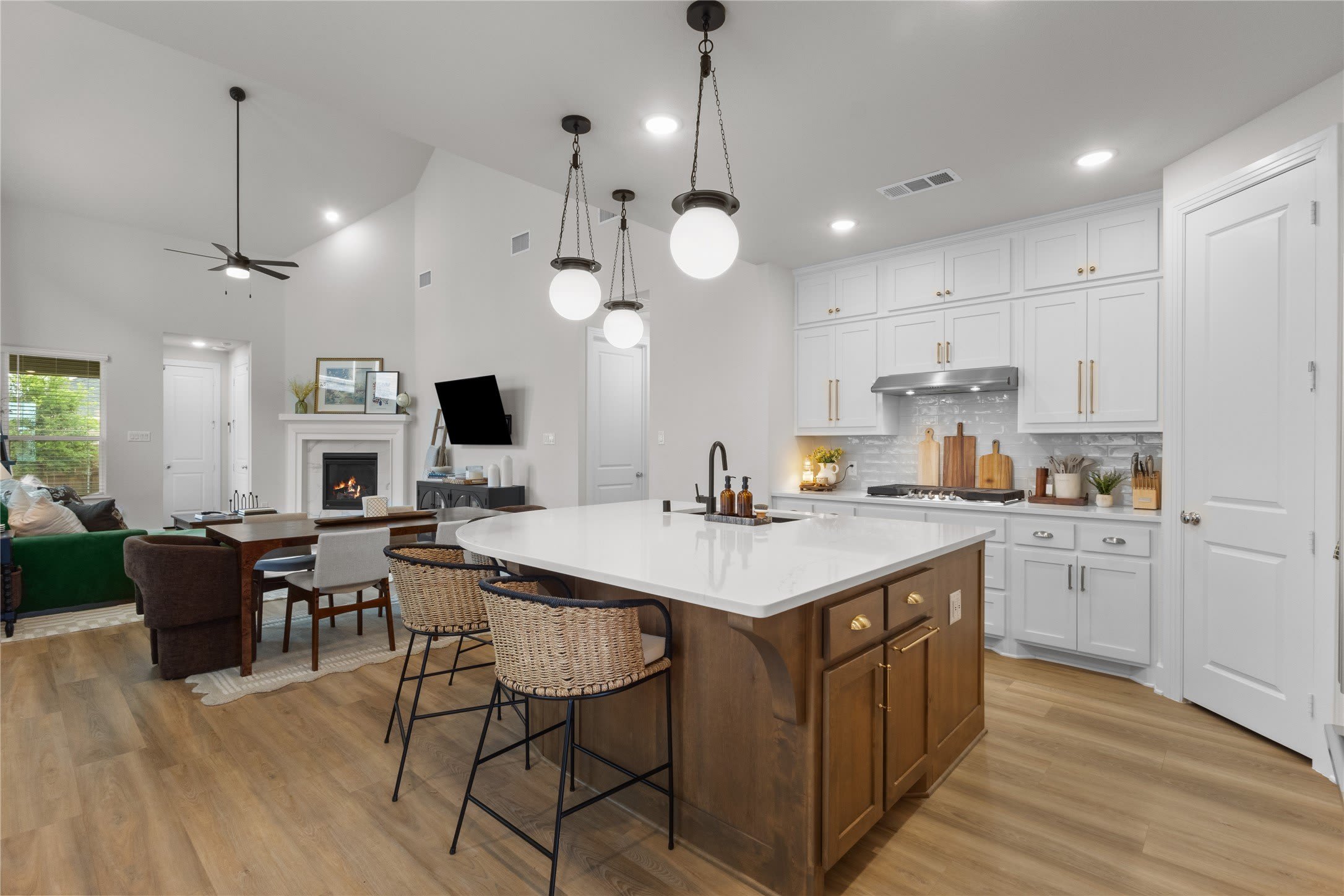 2609 Holland Court – photo 5