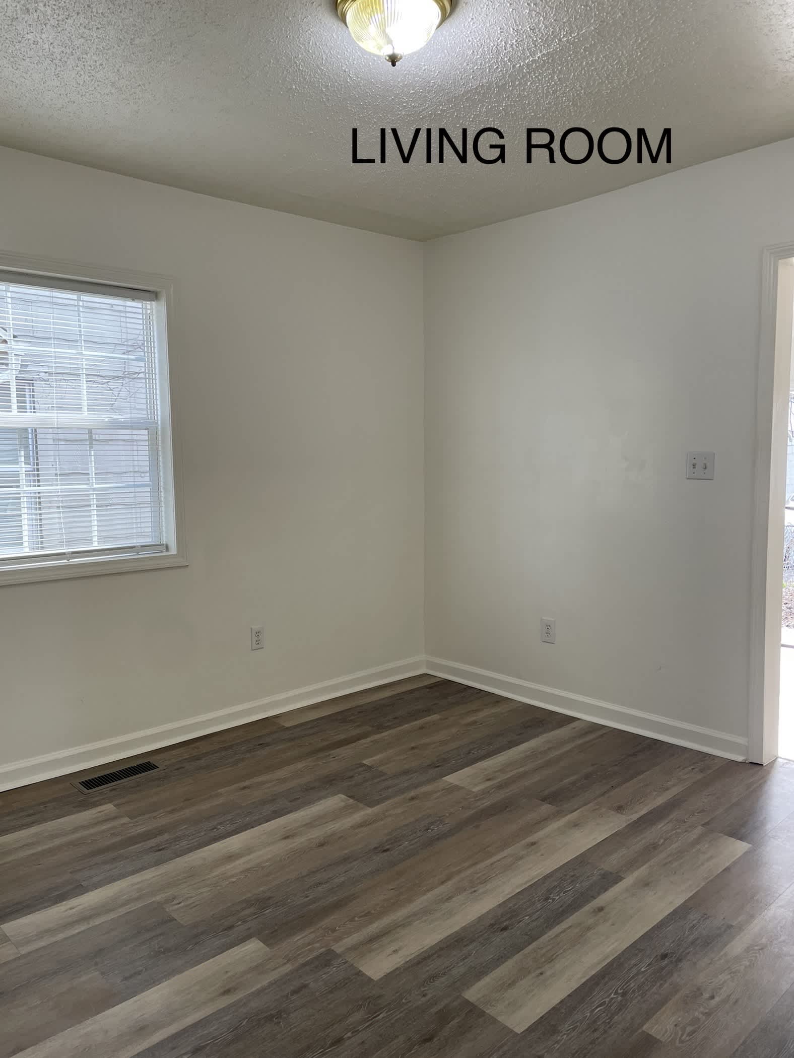 613 College Dr, Apt C – photo 5