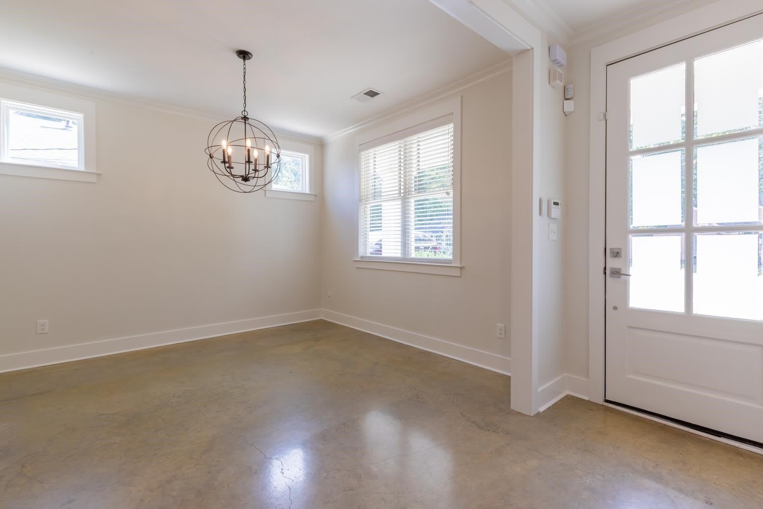 2912 FELIX St – photo 4
