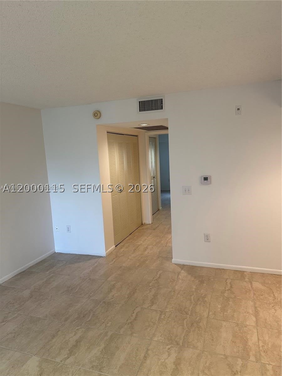 800 SW 137th Ave – photo 4