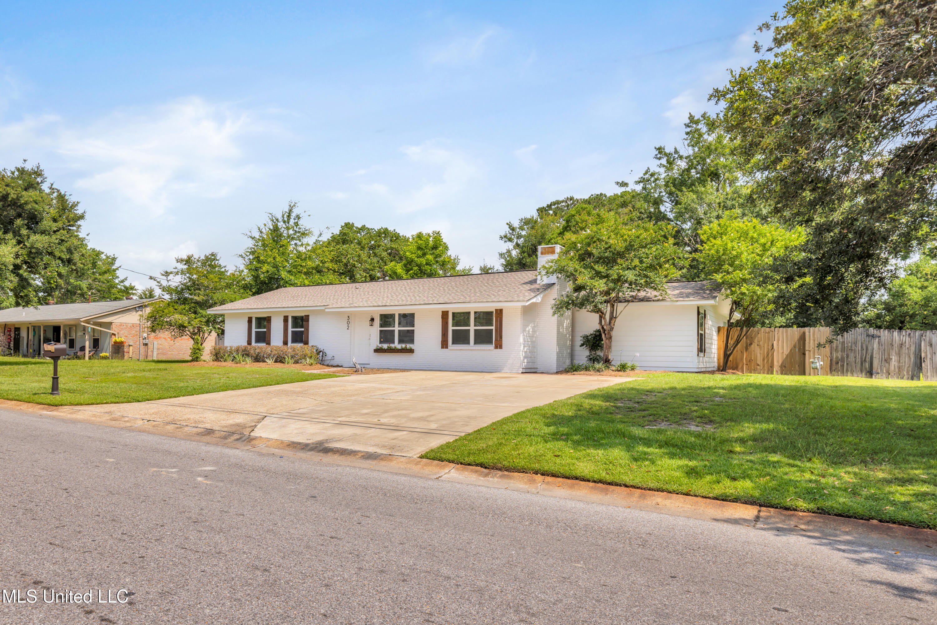 302 Brumbaugh Road – photo 3