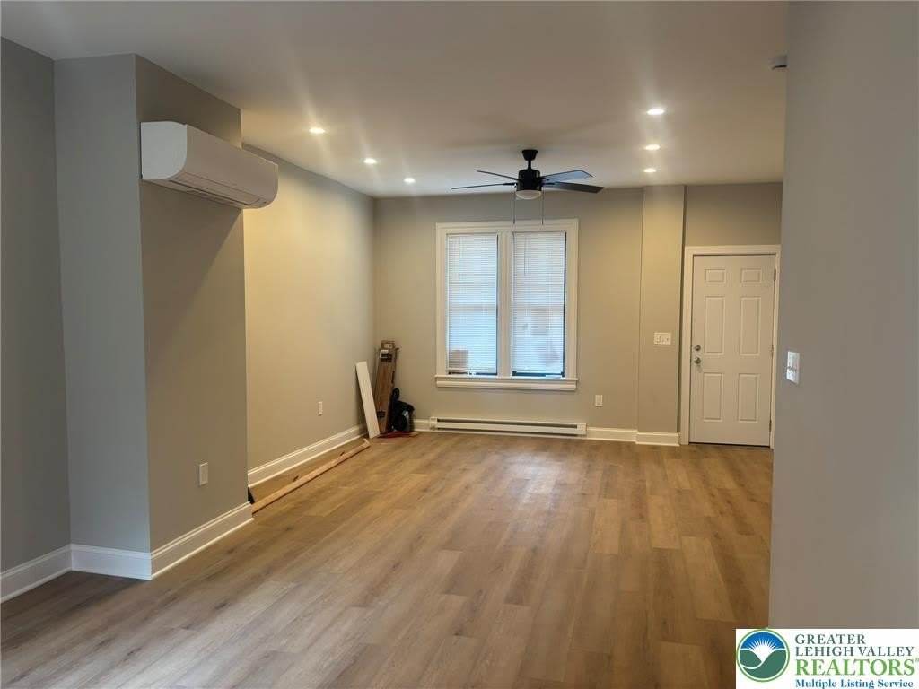 141 S 6th Street – photo 3