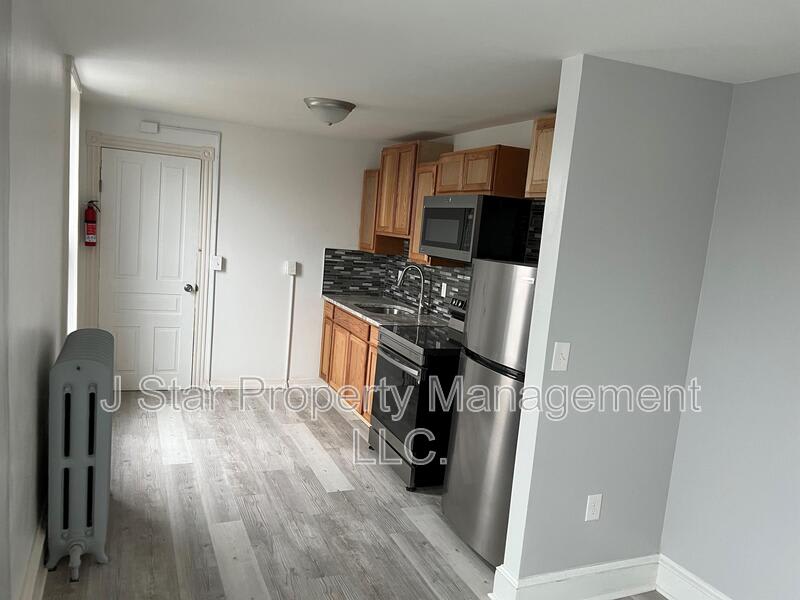 1566 North 10th Street – photo 3