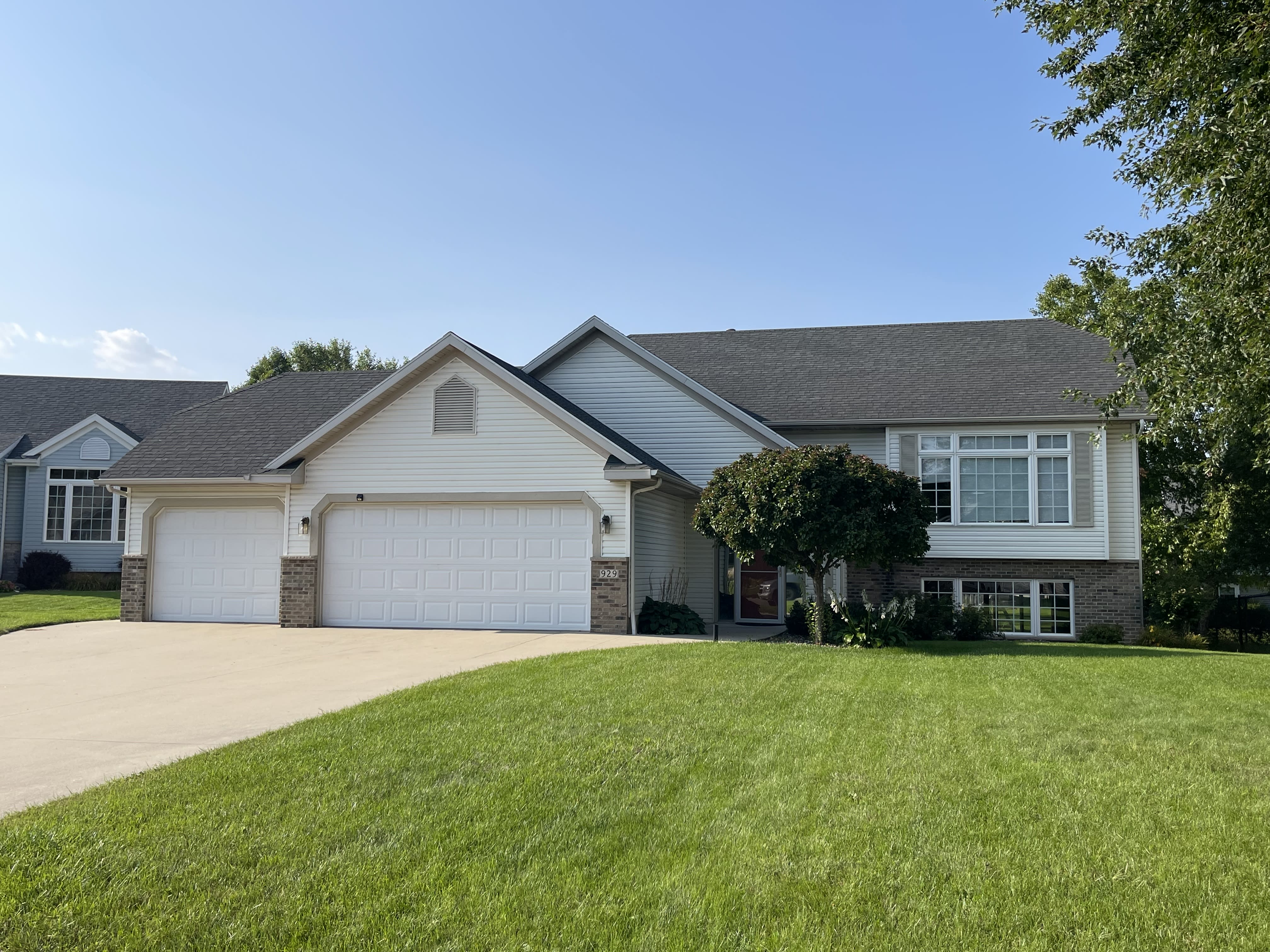 929 Plymouth Ln Nw – photo 4