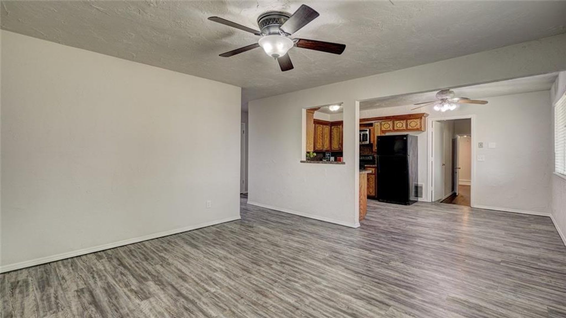 4 Bed 2 Bath-South Gate Addition of Moore, OK – photo 3