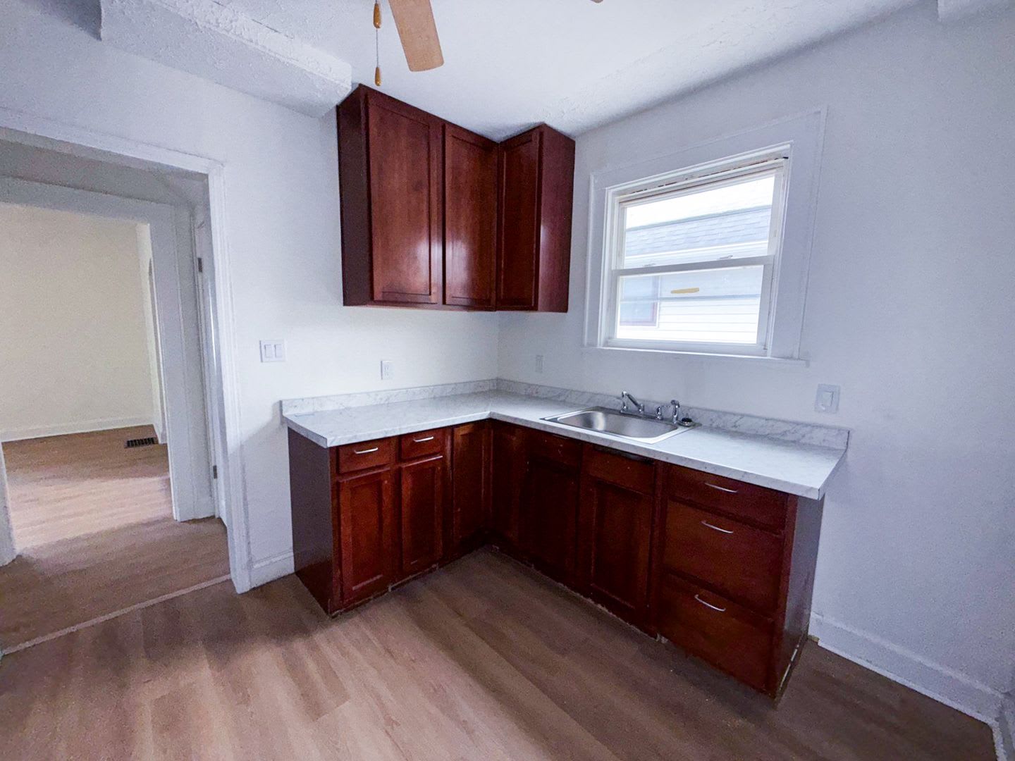 Newly Rehabbed 4BR Home w/ Front Porch, Back Deck & Full Basement – photo 5