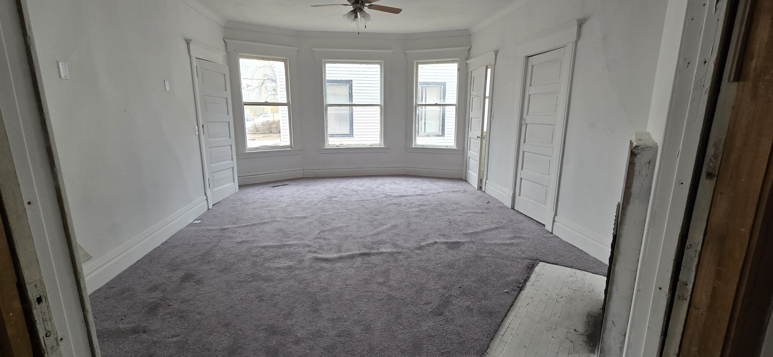 113 W Division St 1 – photo 5