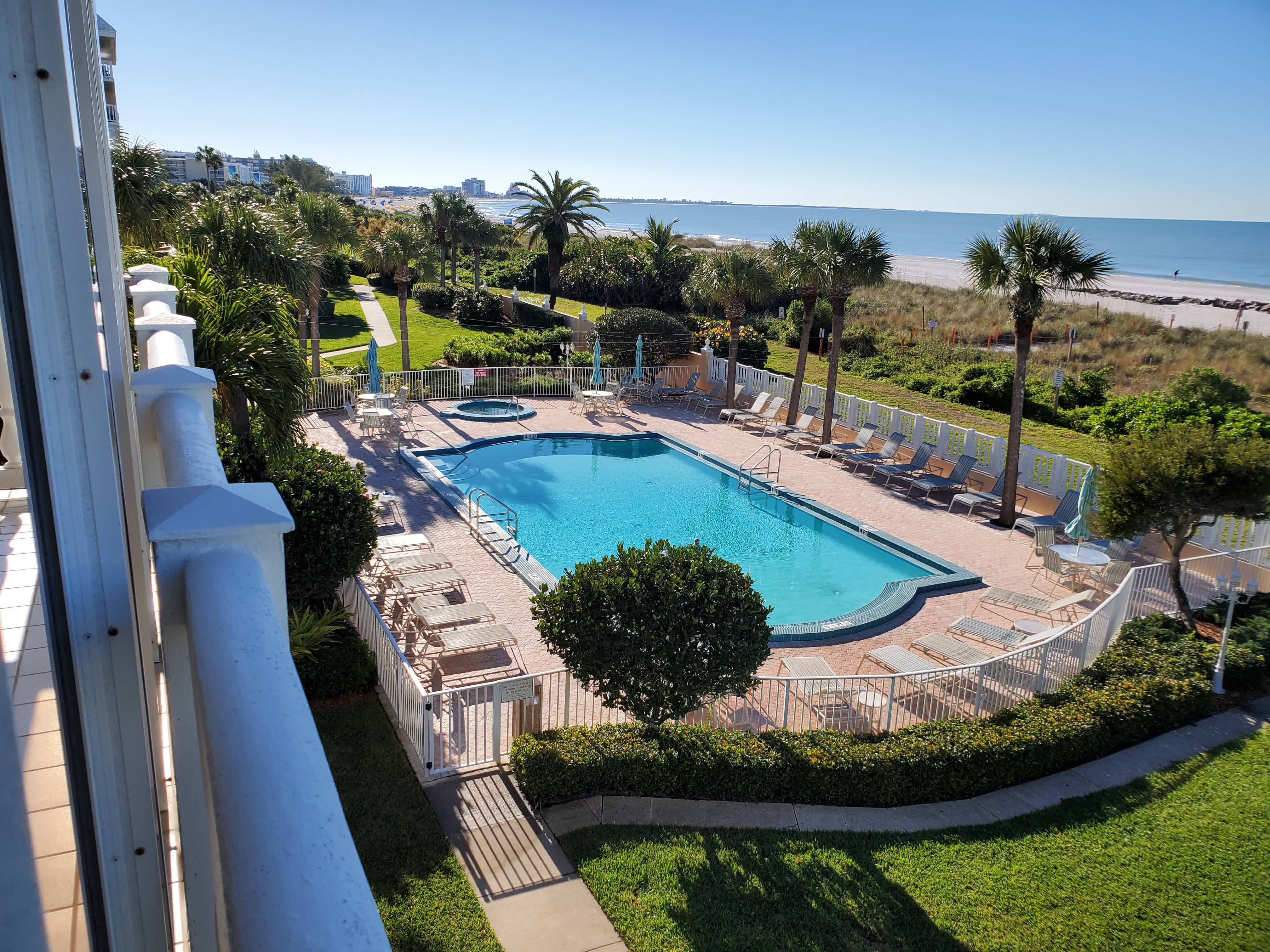 6650 Sunset Way Apt 220 – photo 3