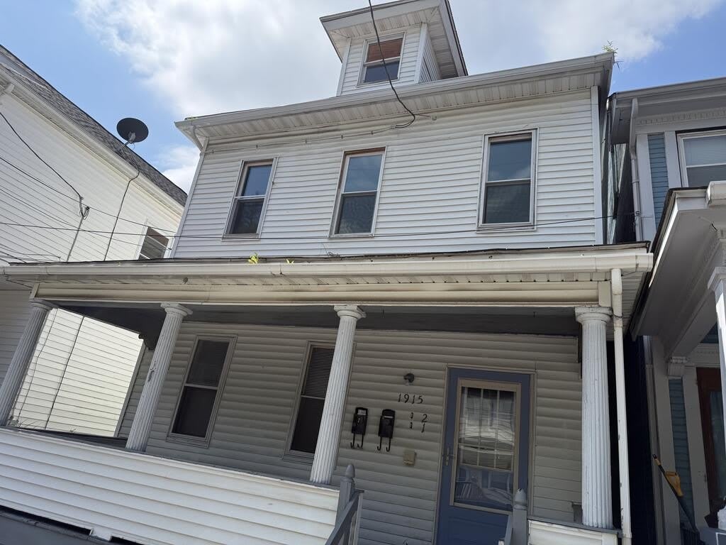 1915 16th St – photo 2