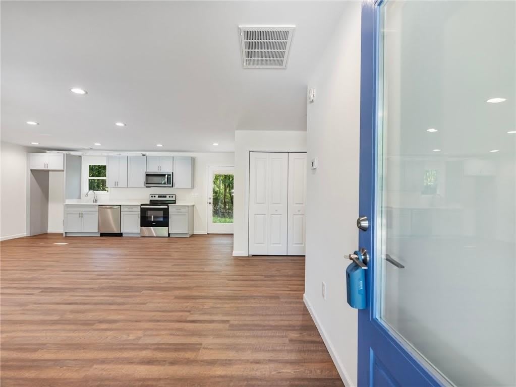 8079 Beachwood Drive – photo 2