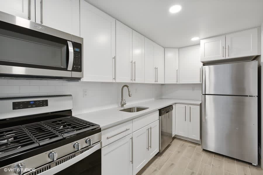 Spring Hill Apartments – photo 2