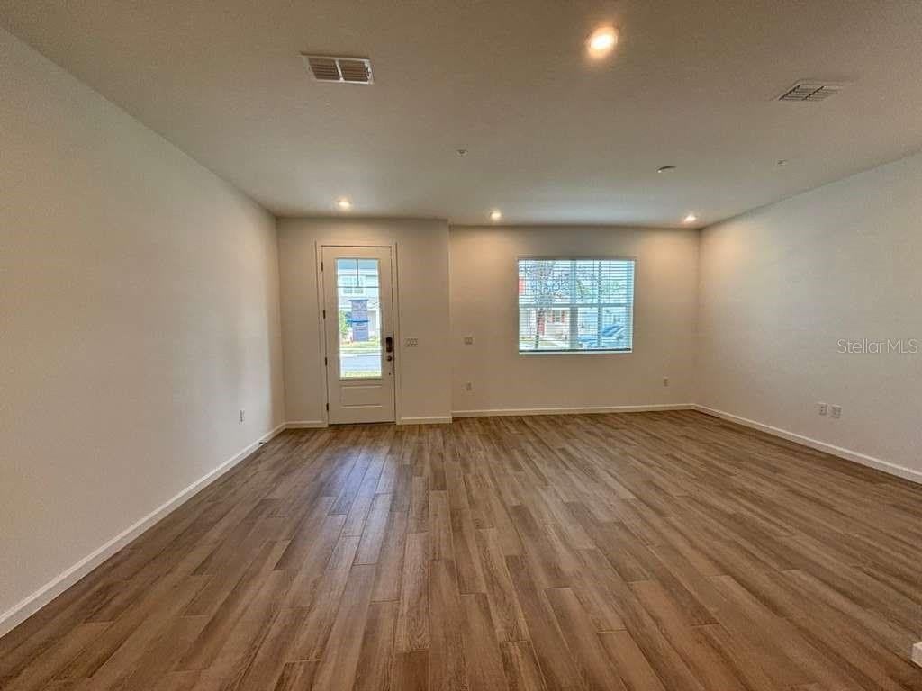 9872 WALKWAY Drive – photo 2