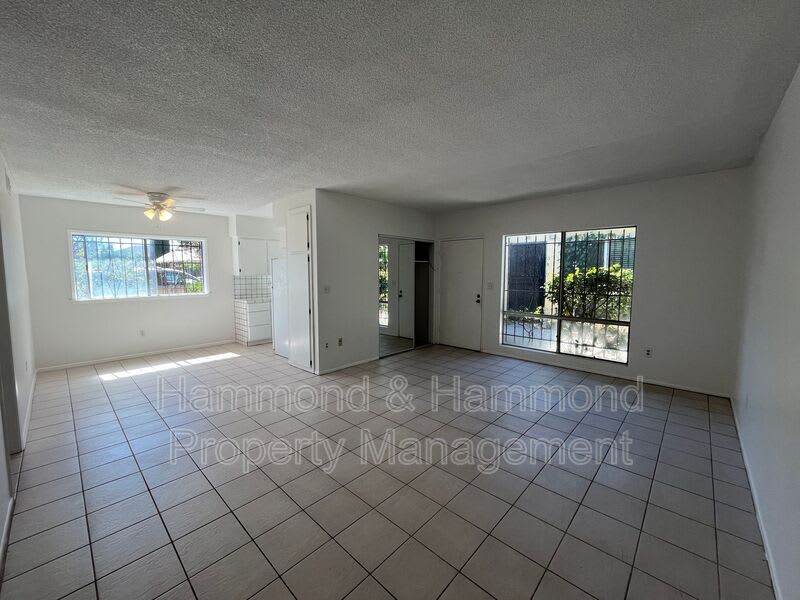 7924 Laurel Canyon Blvd. – photo 4