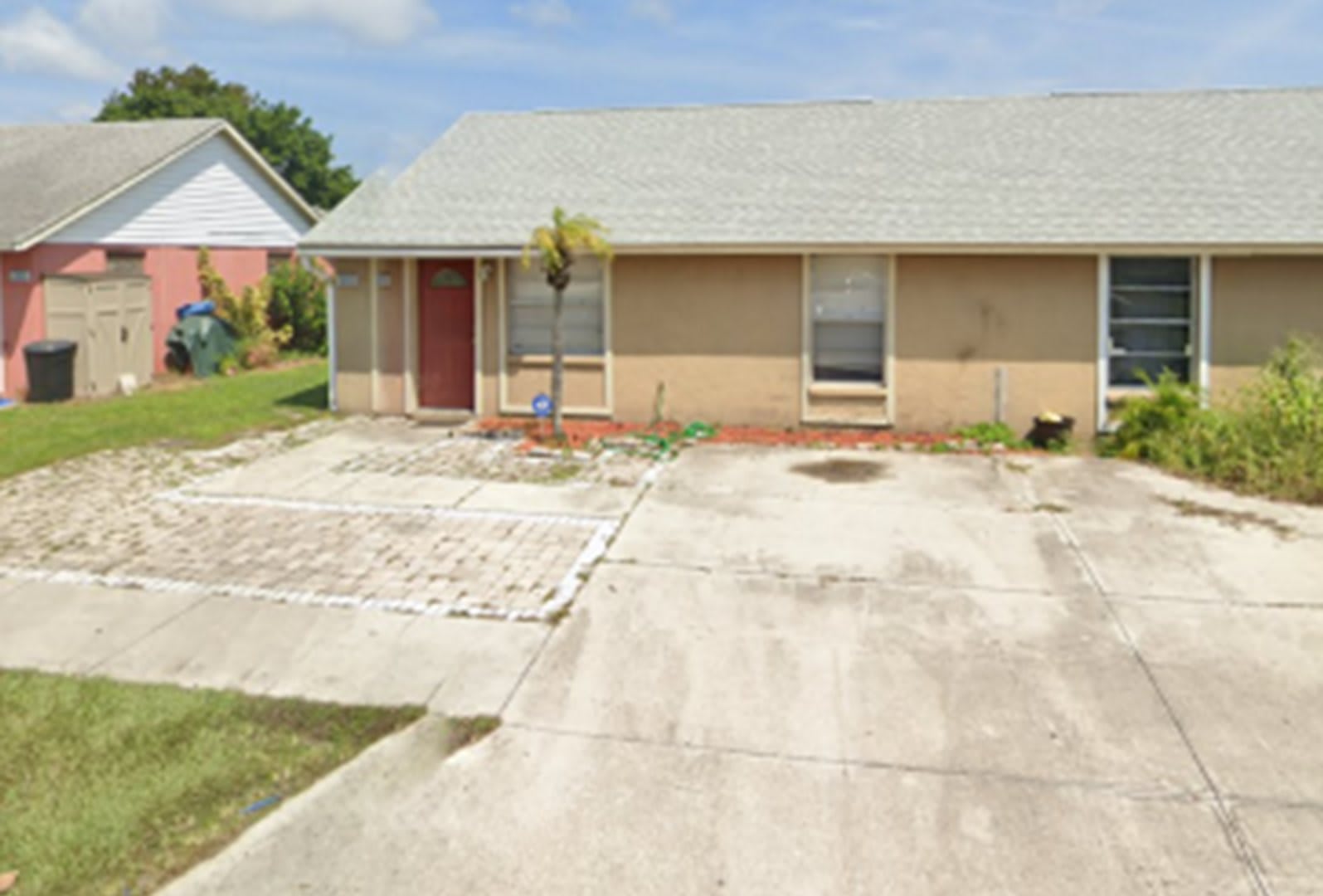 Water Front 3 bedroom duplex – photo 1