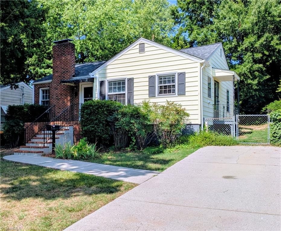 1004 Lockland Avenue – photo 2