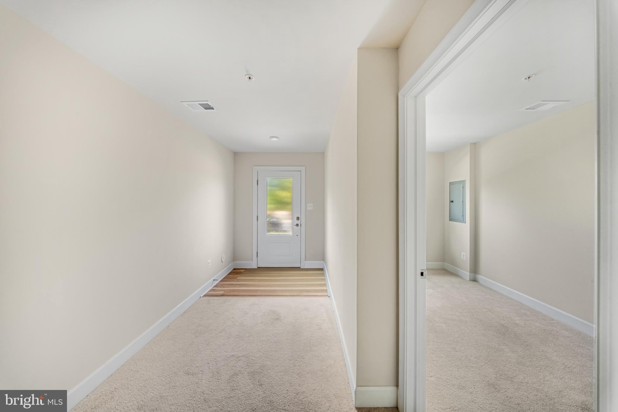 3525 CARNABY Street – photo 4