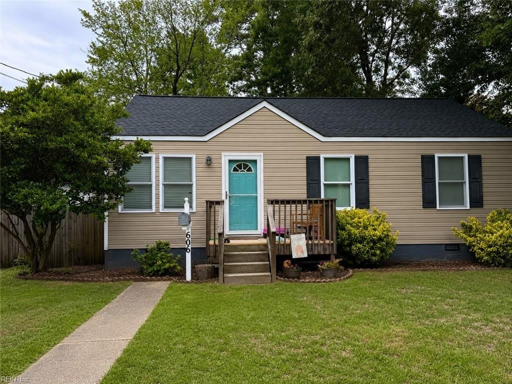 606 Sedgefield Drive – photo 1