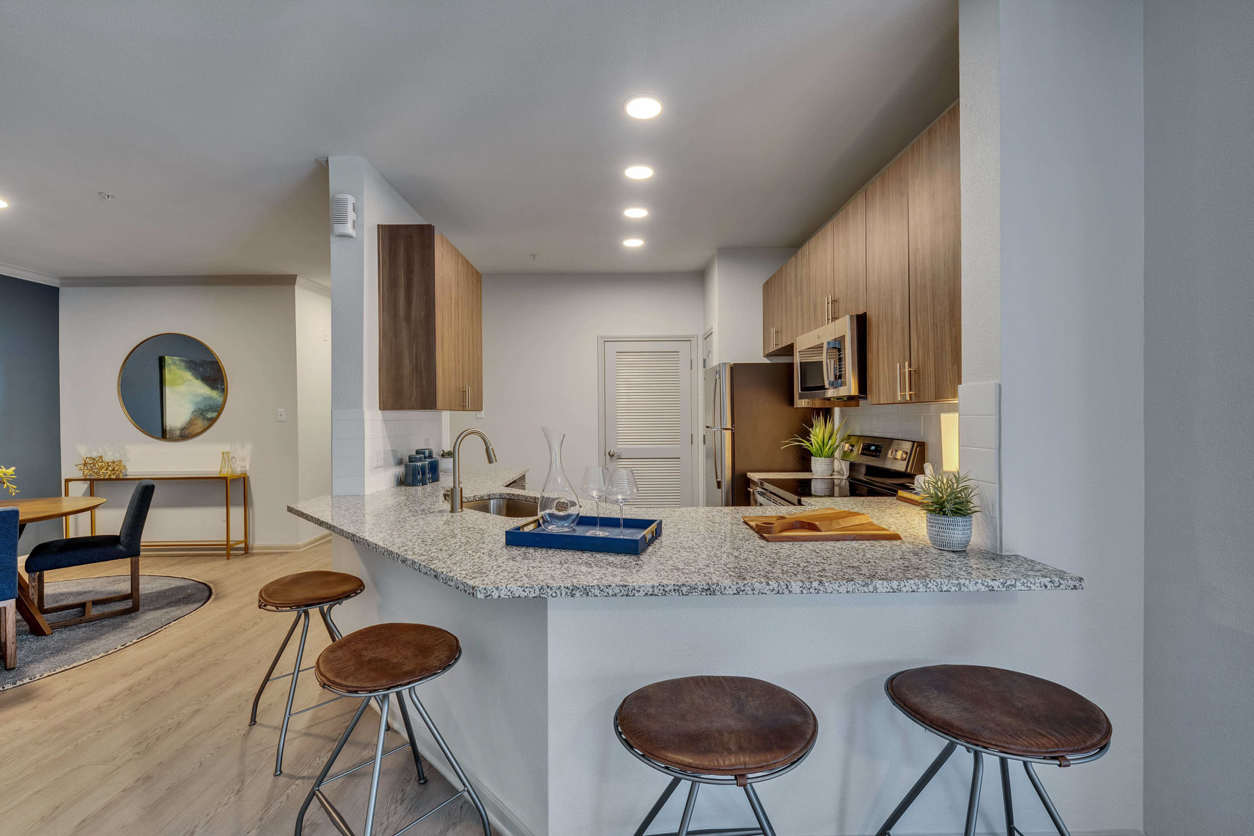 Ridgeview Apartments – photo 5