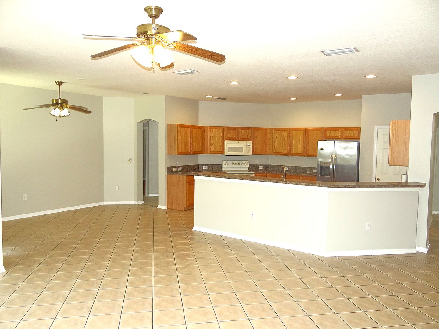 4/3/3 home in Panther Trace – photo 4