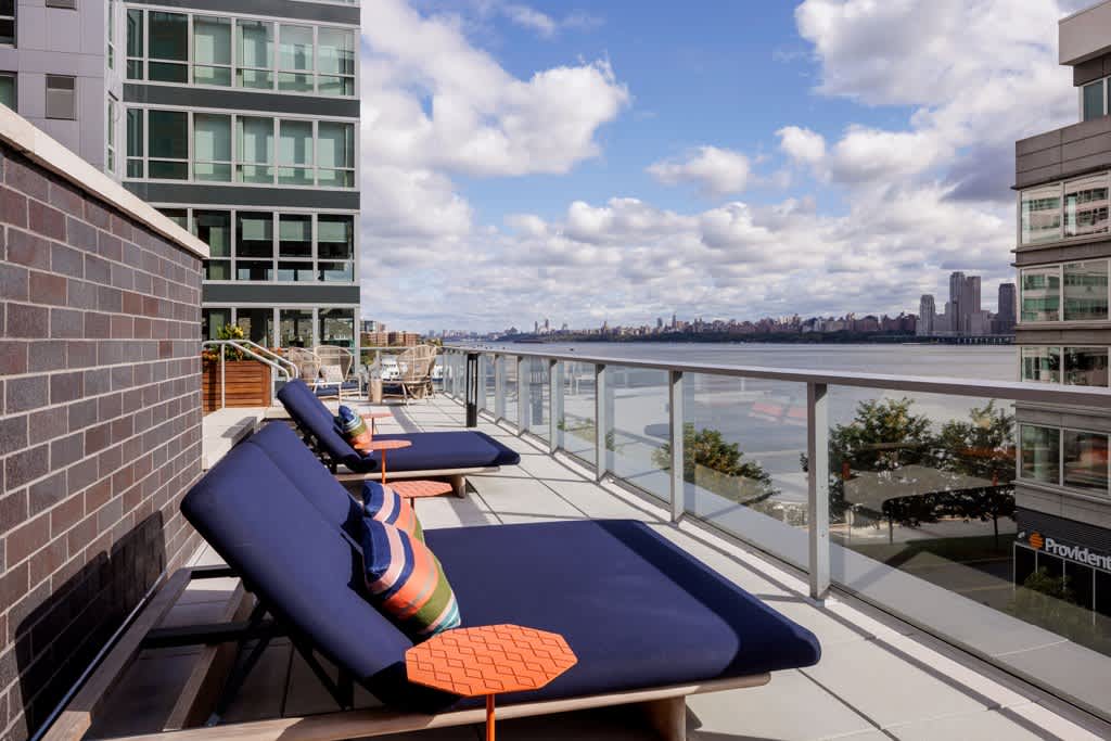RiverHouse 9 – photo 2