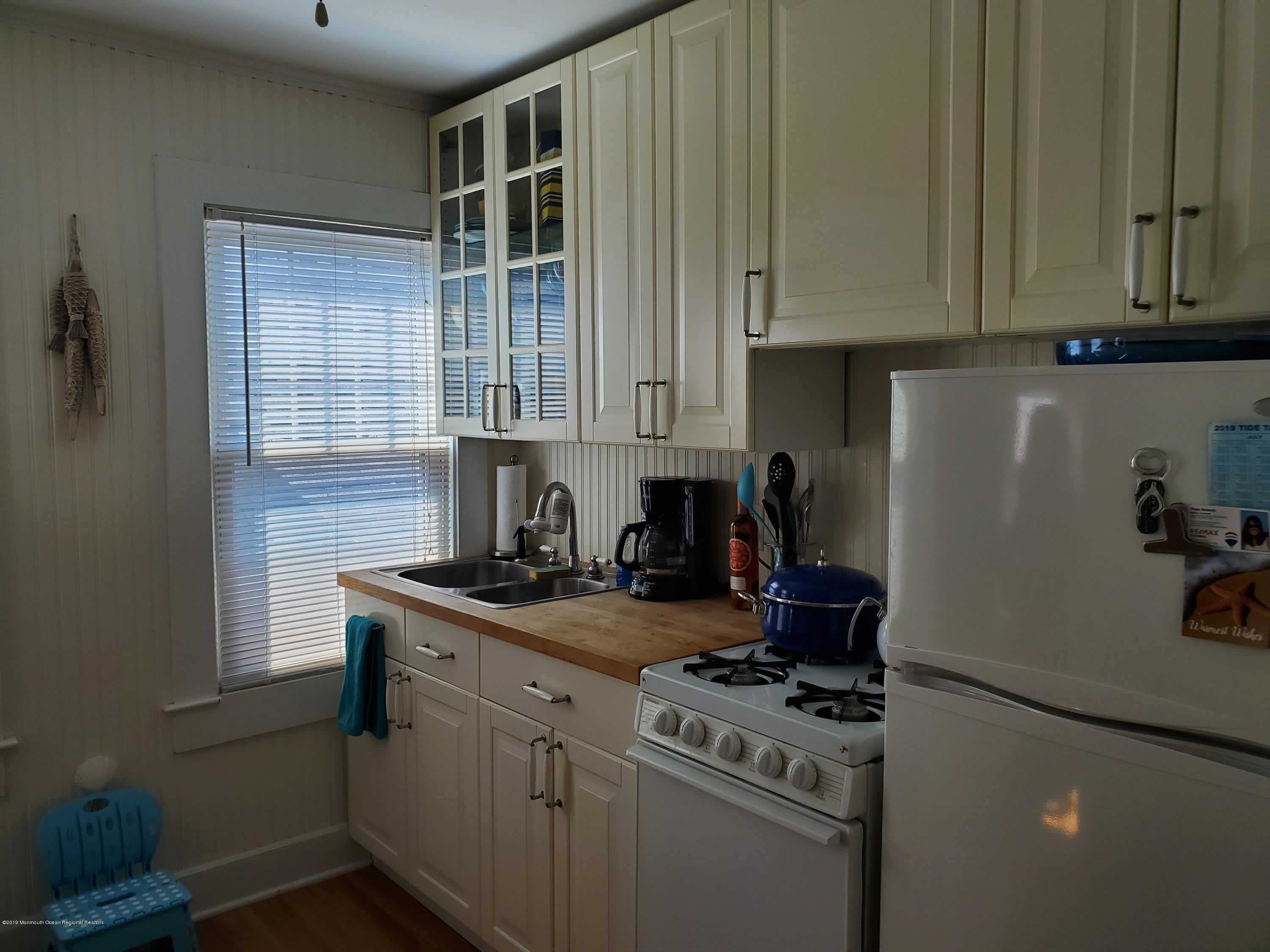 6 Webb Avenue – photo 4