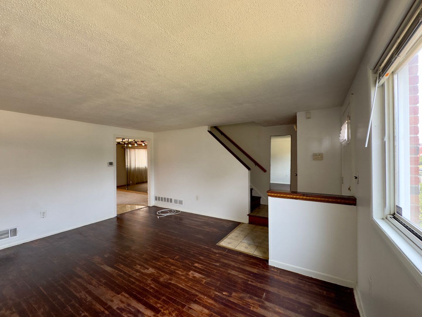 Charming 3 Bedroom/ 1.5 Bathroom Townhome in Frankford, MD! – photo 3