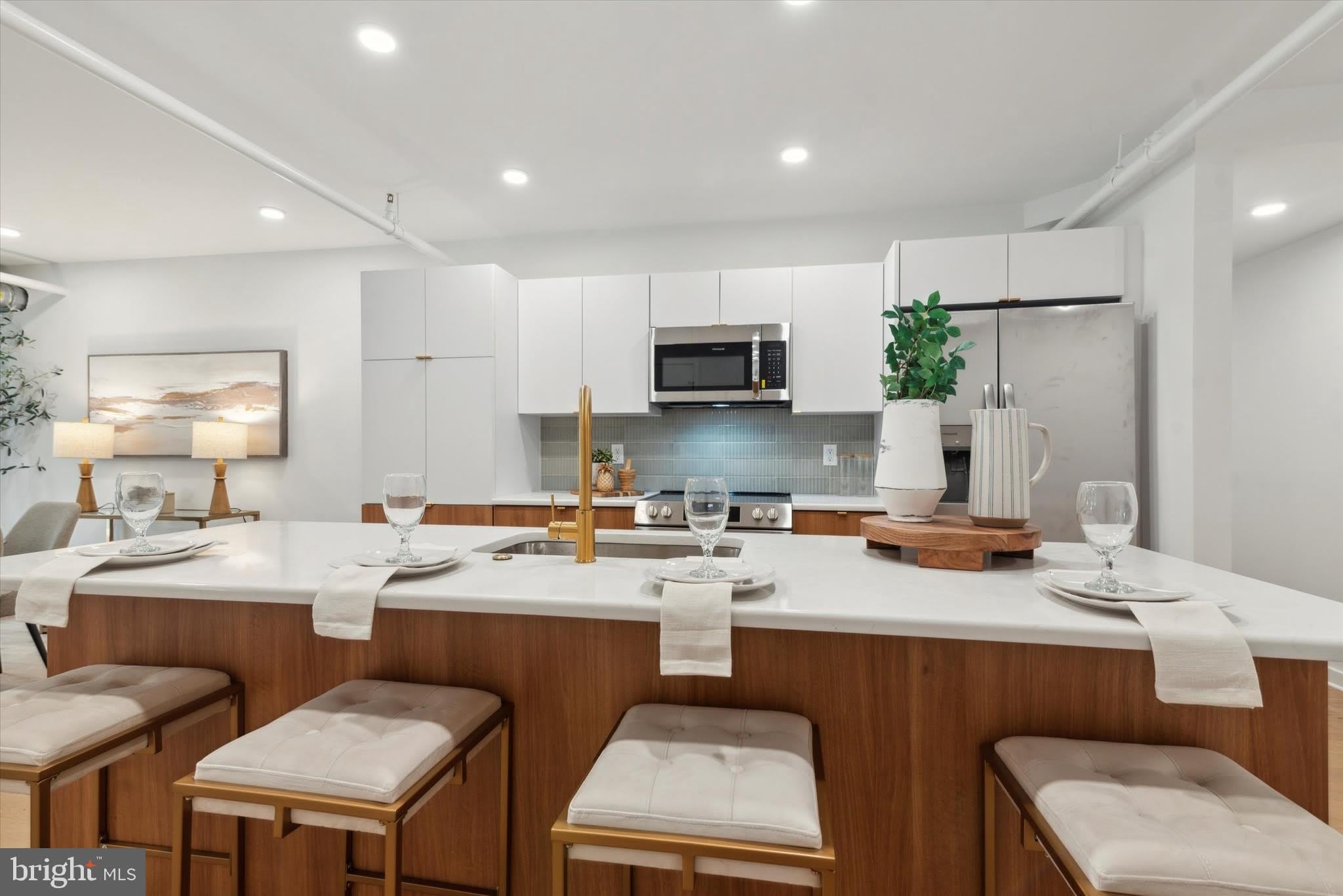 1416 FRANKFORD Avenue – photo 5