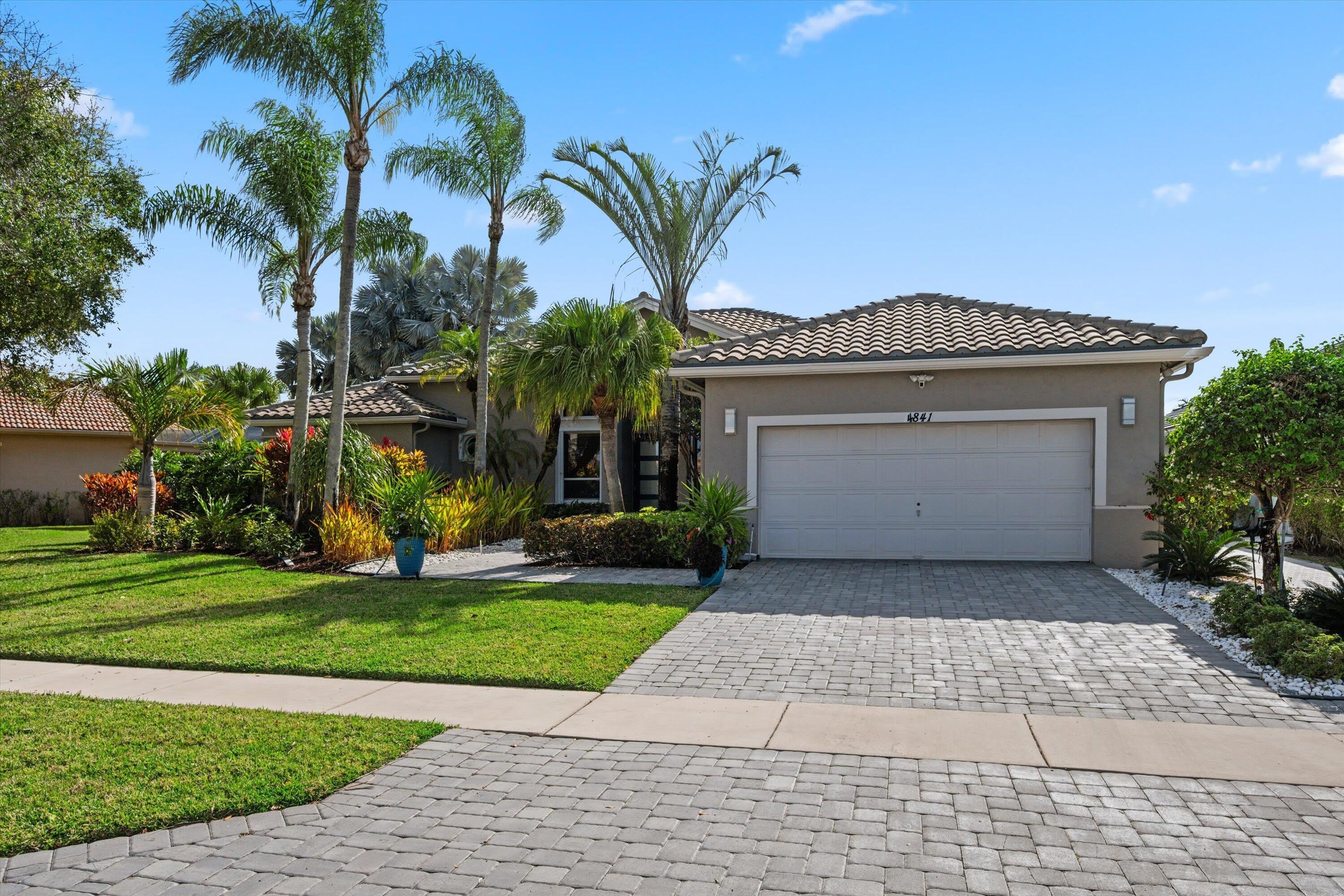 4841 Exeter Estate Lane – photo 2