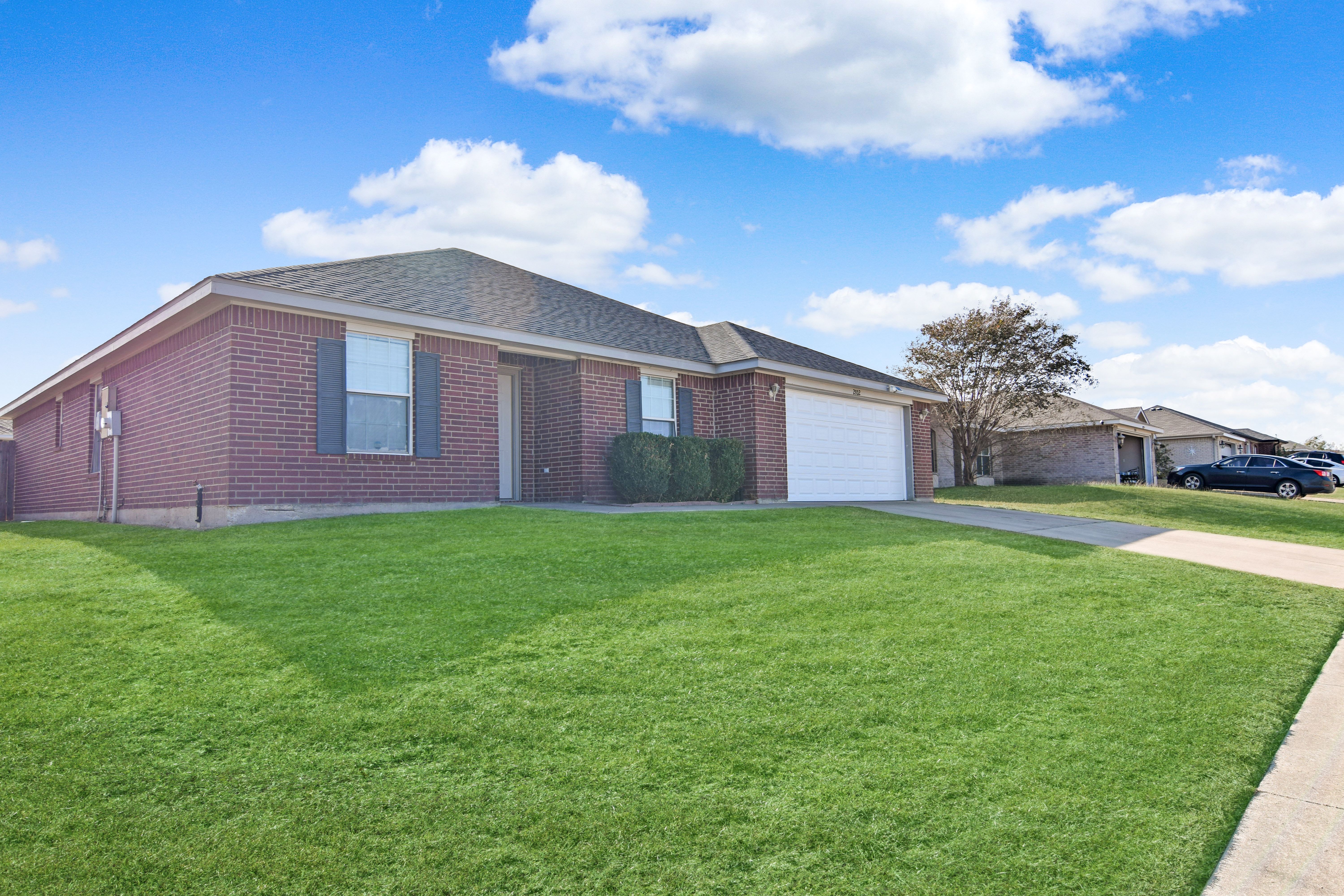 2802 Wesley Dr – photo 2