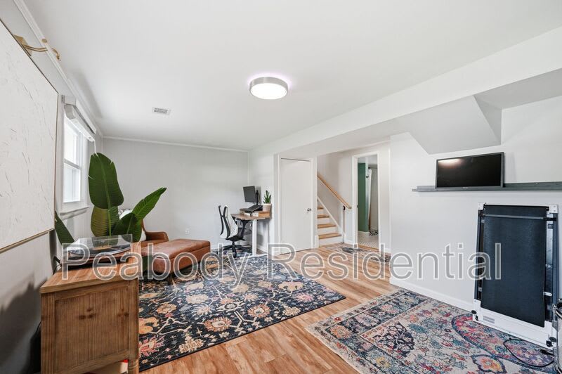 6426 Carriage Dr – photo 4