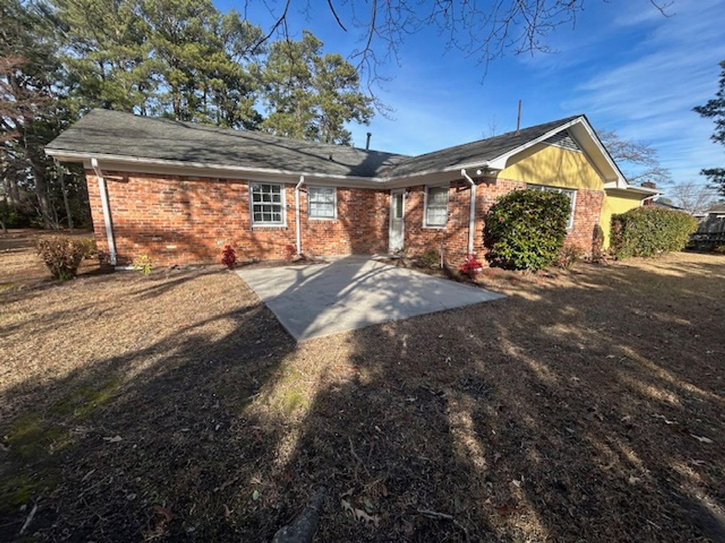 3-bedroom, 2-bath Home – photo 4