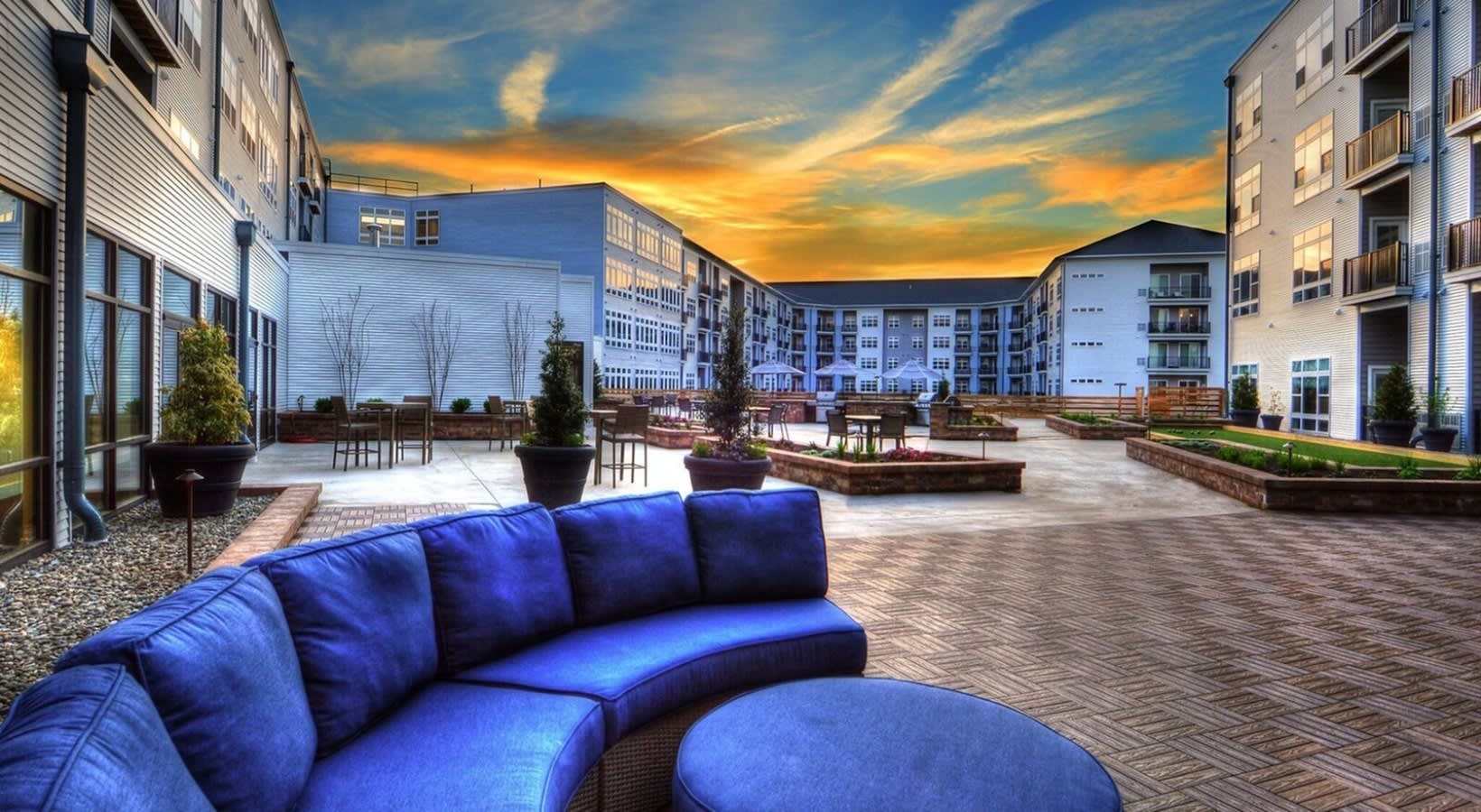 Phoenix Village – photo 2