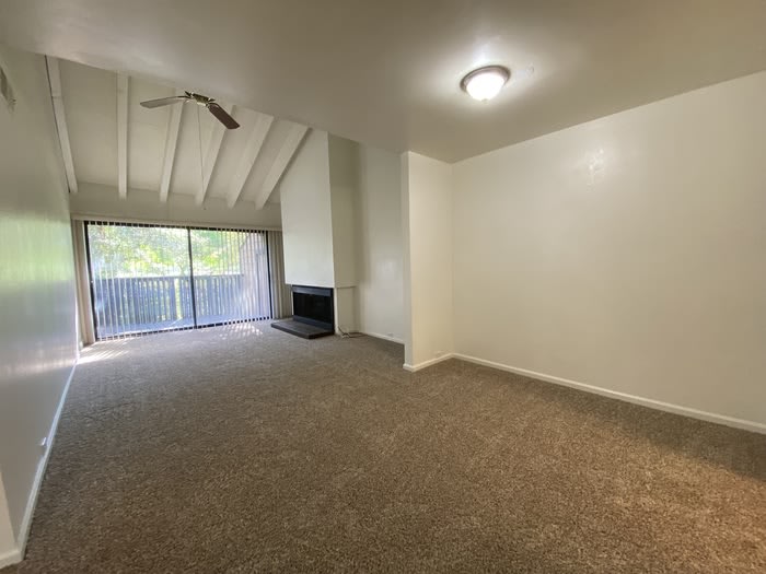 802 Woodside Lane East – photo 4