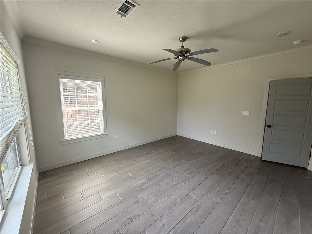 3203 SW Hillstone Avenue – photo 4