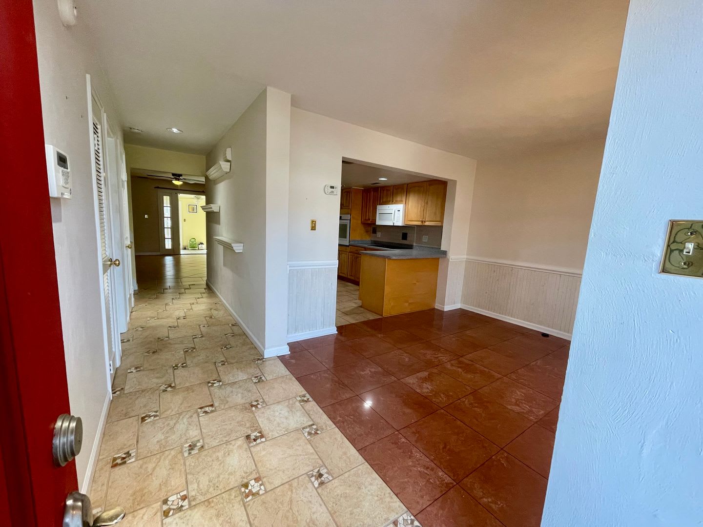 3 Bed 2.5 Bath Chesapeake Bay Townhome! – photo 3
